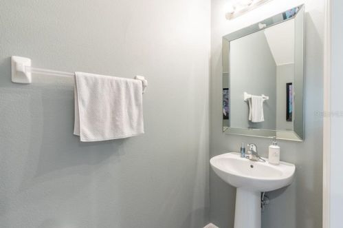 6631 Holly Heath Dr, Riverview FL 33578 exterior