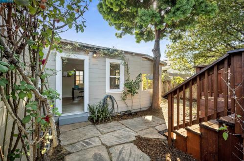 1368 Hopkins St, Berkeley CA 94707-2634 exterior