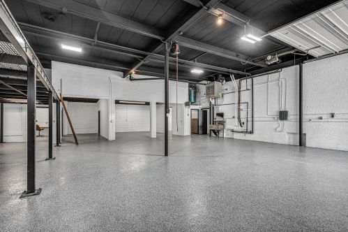 1411 Potter Ave, Milwaukee WI 53207-2115 exterior