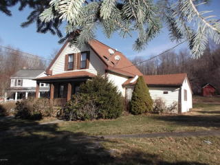 59 Honesdale Rd, Childs, PA 18407-1431