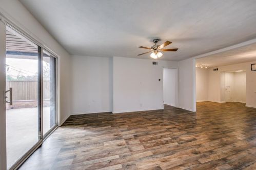 9930 Cloister Dr, Dallas TX 75228-3617 exterior