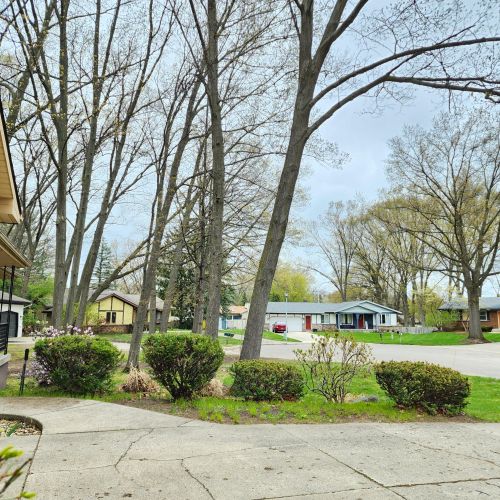 4703 Chalet Ln, Wyoming MI  49519-4912 exterior