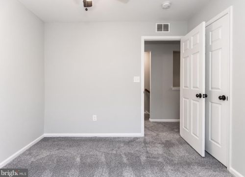 1915 Franklin St, Philadelphia PA 19122-2015 exterior