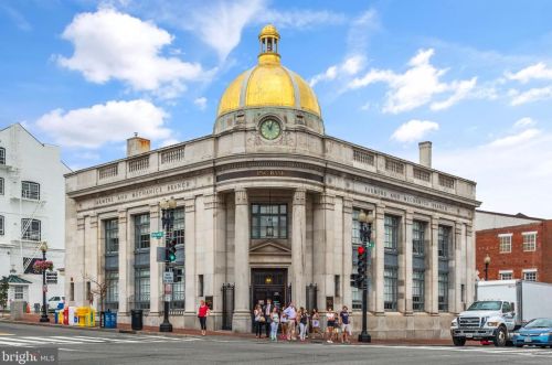 3210 Grace St, Washington DC  20007-3613 exterior