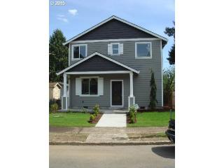 1026 8 St, Salem OR  97304-3707 exterior
