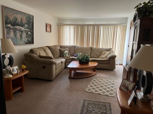 2954 73rd Ave, Chicago, IL 60707-1214