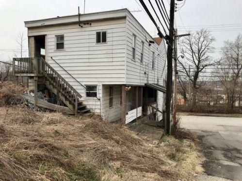 2720 California Ave, Pittsburgh, PA 15212-2639