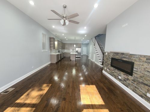 912 Monticello Ave, Chicago IL  60651-3949 exterior