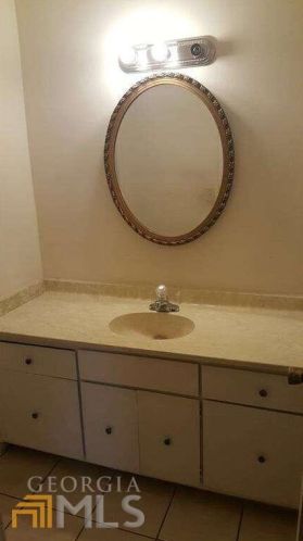 5923 Sutcliff Sq, Lithonia GA  30058-4781 exterior