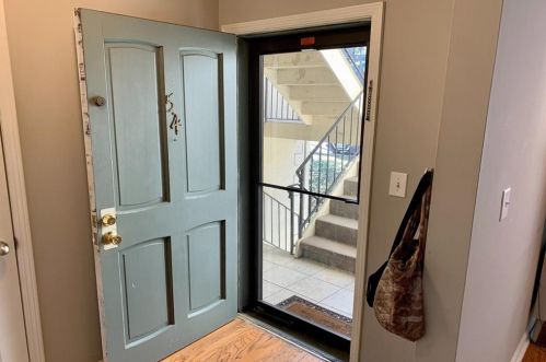 54 Lamsden Ln, Atlanta, GA 30327-4041