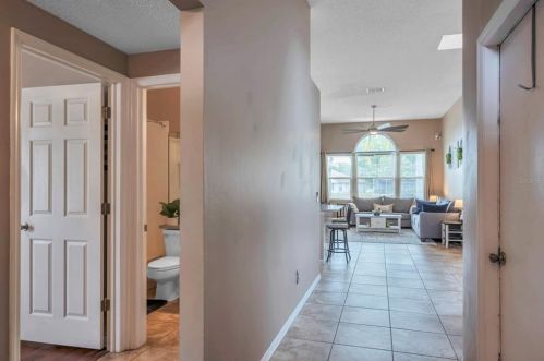 9616 Long Meadow Dr, Tampa FL  33615-1236 exterior