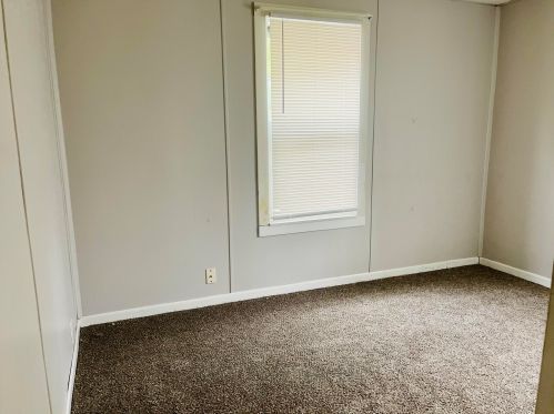 1303 Emerson Ave, Meskegon MI 49442-5206 exterior