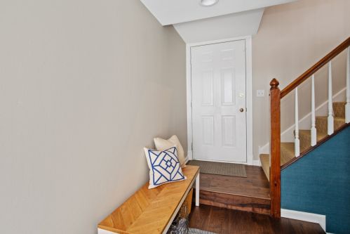 2717 Lehmann Ct, Chicago, IL 60614-1615