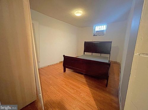 1839 68 St, Philadelphia PA 19142-1322 exterior