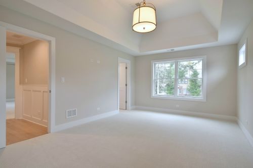 698 Berkley Ave, Elmhurst IL  60126-4244 exterior