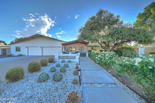 7814 11th Ave, Phoenix AZ  85021-7113 exterior