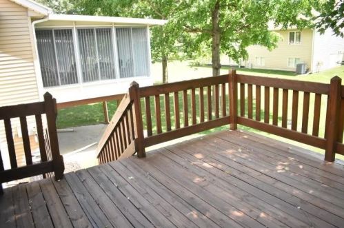 4226 Redbush Dr, Wyoming MI exterior