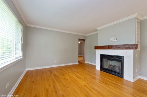 878 Fairfield Ave, Elmhurst IL  60126-4742 exterior