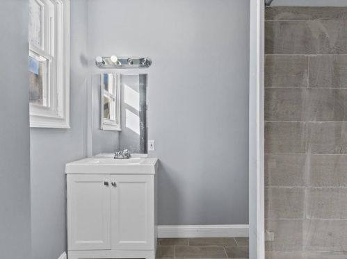 47 Luna St, Providence RI 02904-2478 exterior