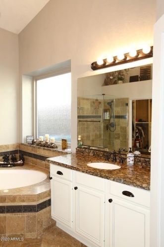 4515 Chisum Trl, Phoenix AZ  85050-8568 exterior