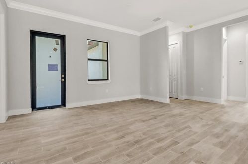 3376 8 Ave, Naples FL 34117-4993 exterior