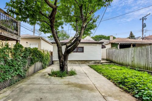 3605 Winchester Ave, Chicago IL 60609-1232 exterior