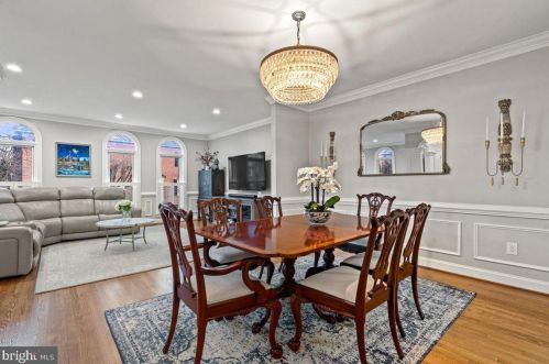 1544 Hampton Hill Cir, Mc Lean VA  22101-6021 exterior