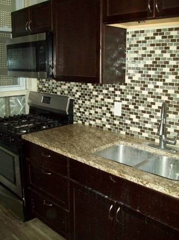 6432 Rhodes Ave, Chicago IL 60827-1341 exterior