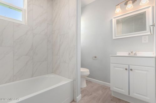 801 Kelso St, Tucson AZ  85705-4127 exterior