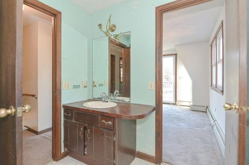 210 Greenhouse Rd, Coventry RI 02827-2101 exterior