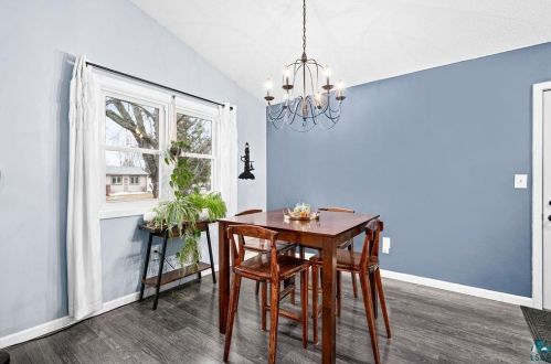 4923 Oakley St, Duluth MN 55804-1274 exterior