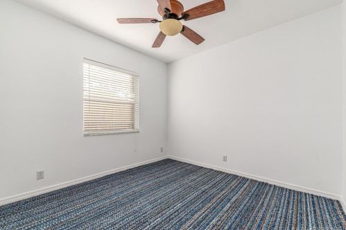 1131 Haleyberry Ave, Fort Pierce FL 34953-6832 exterior