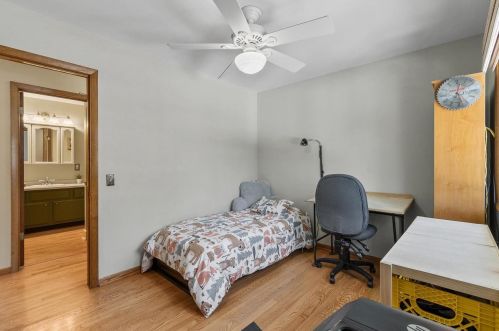 1605 Tarragon Dr, Madison WI  53716-1858 exterior