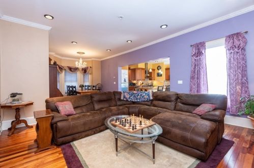 20 Sylvan St, Danvers MA 01923-2754 exterior