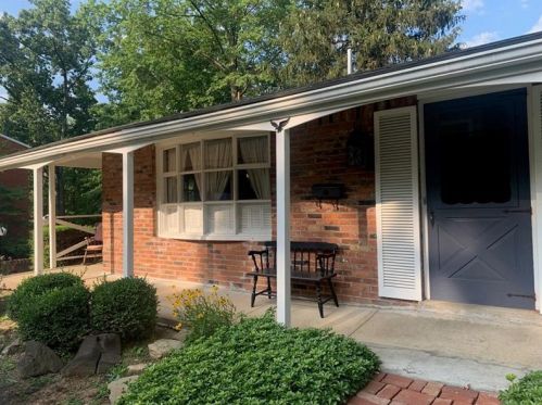 4017 Impala Dr, Pittsburgh, PA 15239-2705