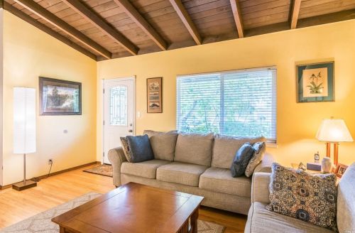 1940 Sunshine Dr, Concord, CA 94520-4046