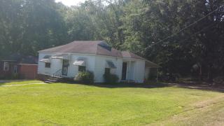 845 Combs St, Jackson MS  39204-5427 exterior