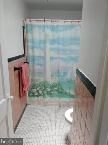 66 Elmwood Ave, Manor PA 19036-1927 exterior