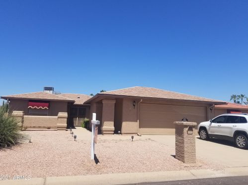 10402 Regal Dr, Chandler, AZ 85248-6849