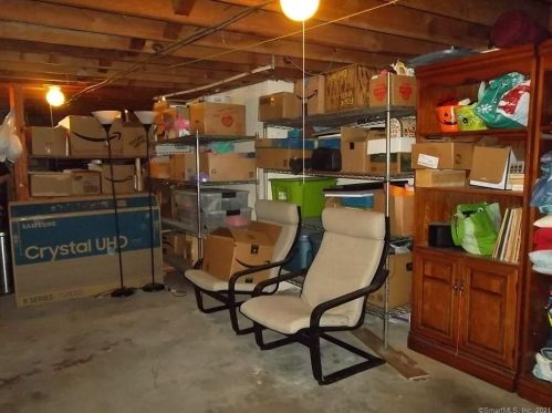 139 Sheridan Rd, Enfield CT 06082-4127 exterior