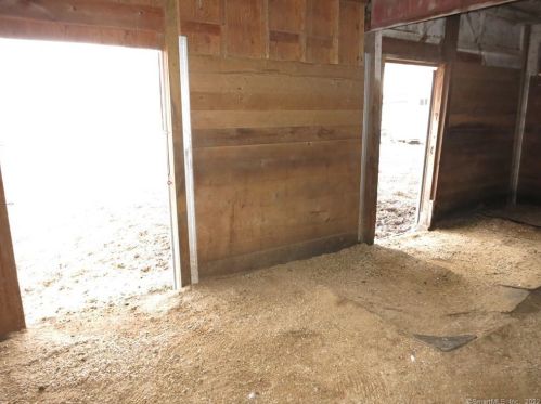 773 Bloomfield Ave, Windsor CT 06095-2812 exterior