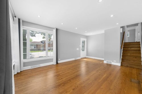 6360 Kedvale Ave, Chicago IL  60629-5016 exterior