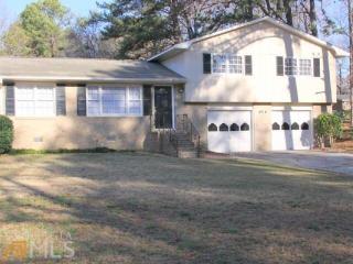 2034 Deerfield Run, Lithonia GA  30078-2404 exterior