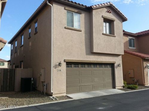 5318 Chisum Trl, Phoenix AZ  85083-6356 exterior