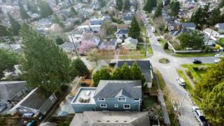 707 76 St, Seattle WA  98103-4723 exterior
