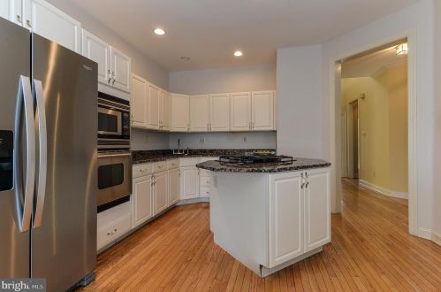 197 Daylesford Blvd, Berwyn PA  19312-2527 exterior