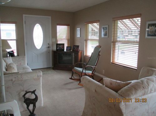 6635 Westchester Dr, Winter Haven, FL 33881-9529