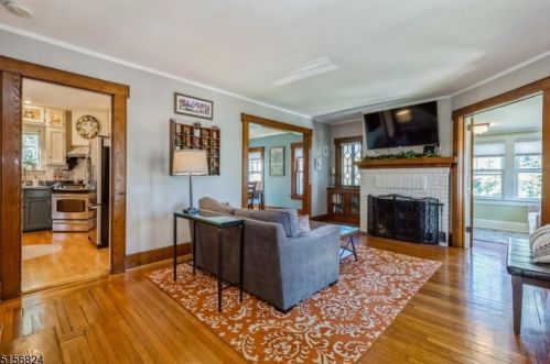 85 Spg Gdn Ave, Nutley NJ 07110-1508 exterior