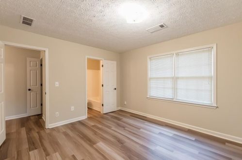 217 Braxton Pl, Tucker GA 30084-1872 exterior