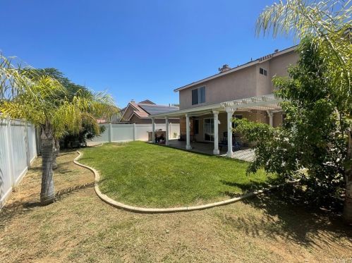 986 Mirada Dr, Perris CA 92571-9439 exterior
